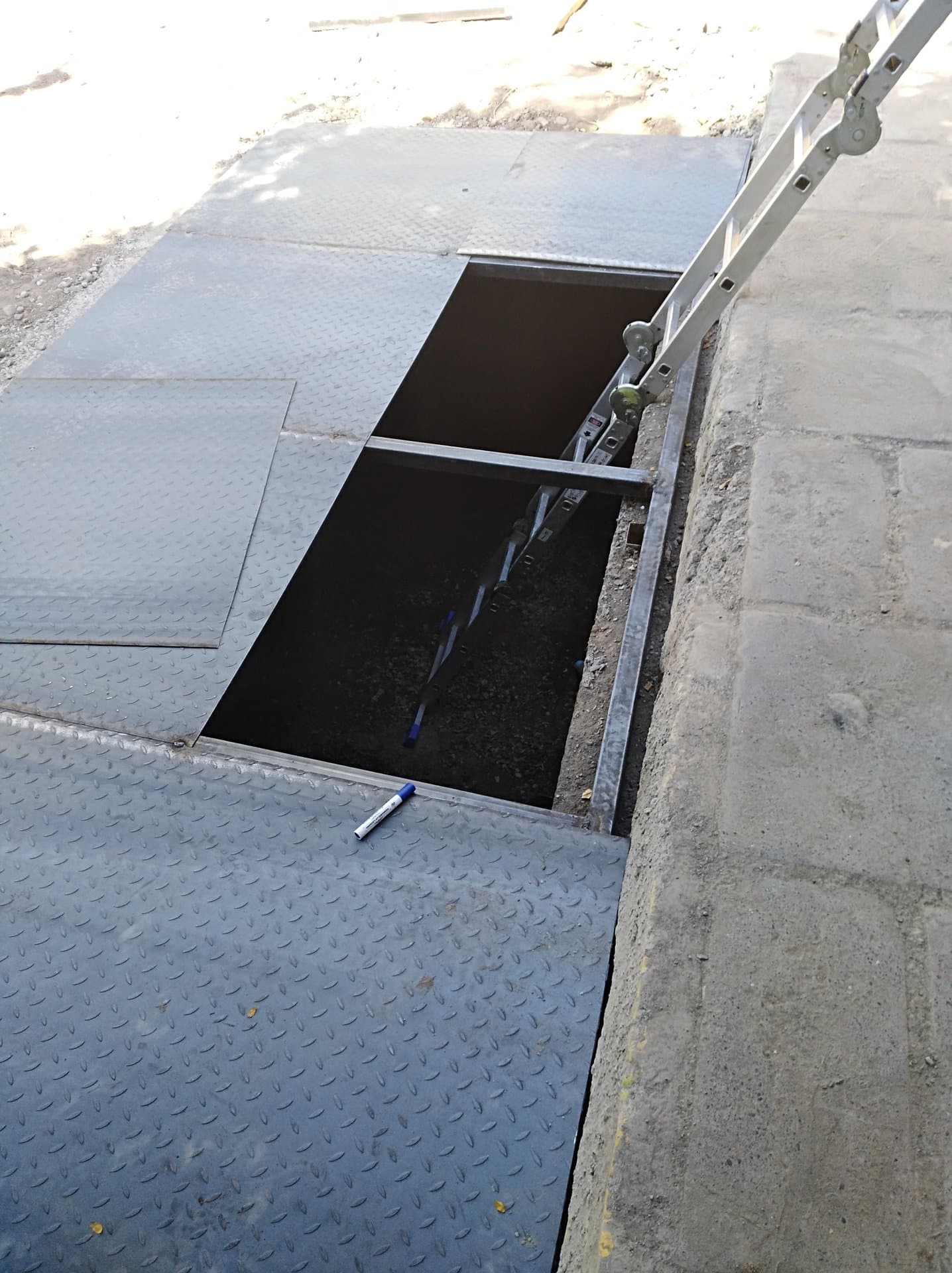 Aguas Grises - Escuela Ciudad de Lyon