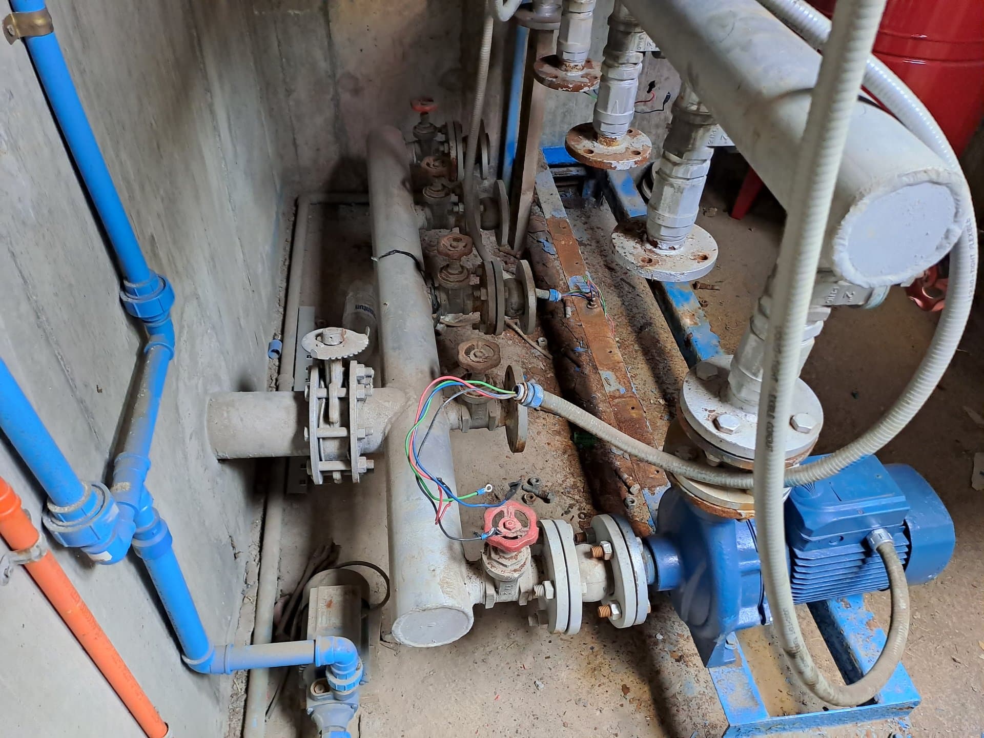 Aguas Grises - Volvo Santiago